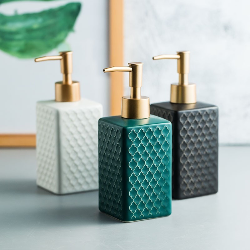 Bình đựng dầu gội sữa tắm khách sạn chất liệu sứ nhập khẩu BSNKCS02 - Hình ảnh 3